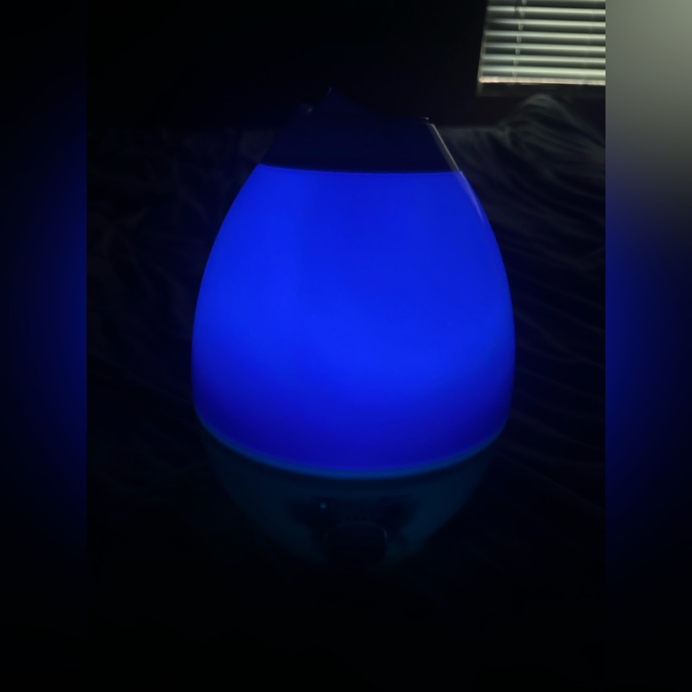 Color Changing Humidifier - Picture 11 of 16